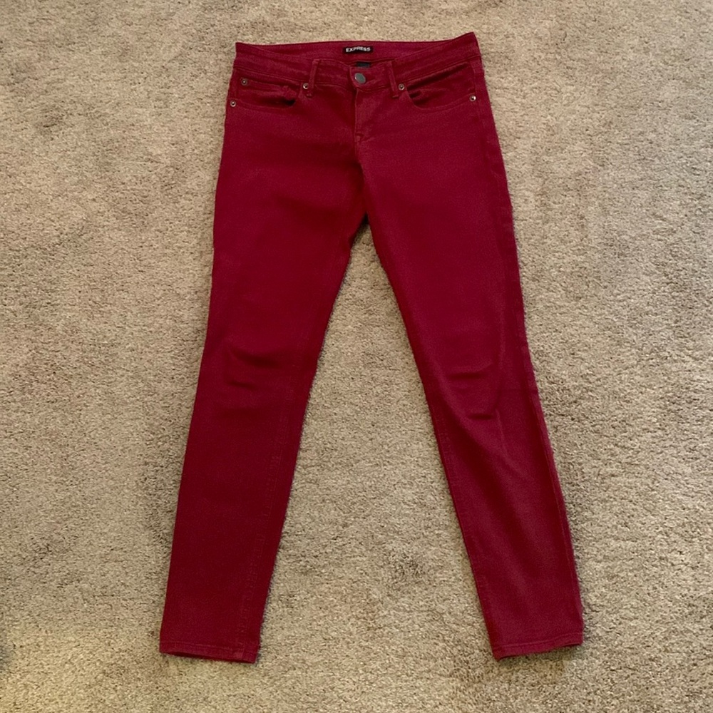 Express skinny jeans- burgundy- size 4R- great condition!